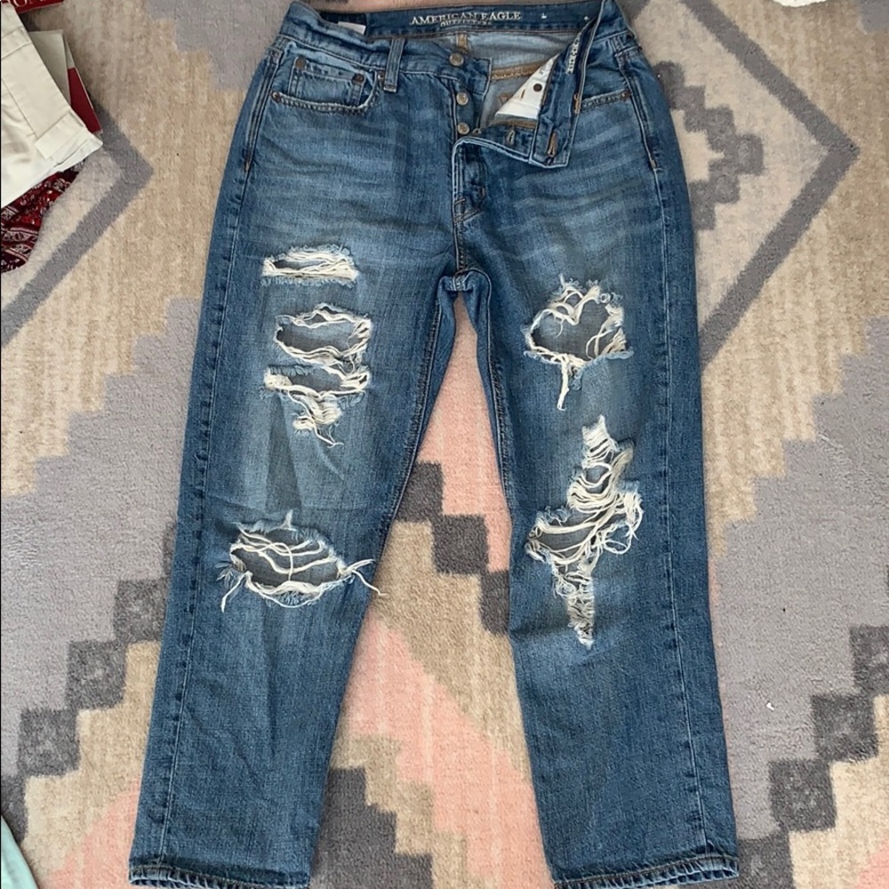 American Eagle Vintage Hi-Rise Jeans